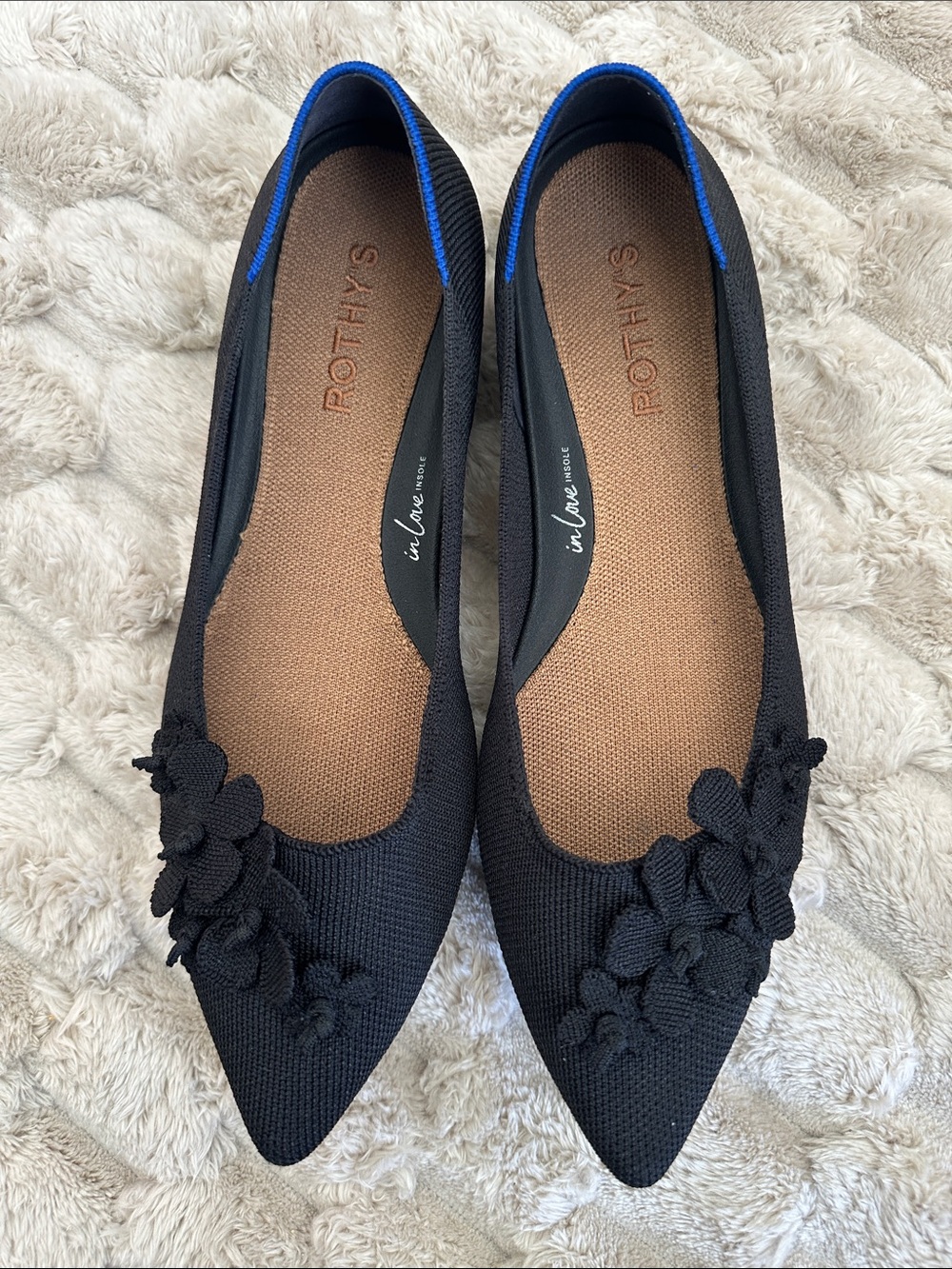 Rothy's The Petal Point II - Black Size 6